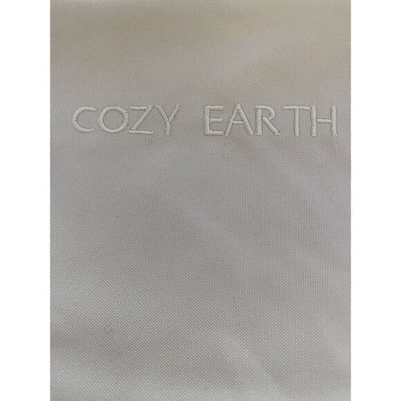 Cozy Earth Zipper Travel Pouch Bag - Picture 2 of 5